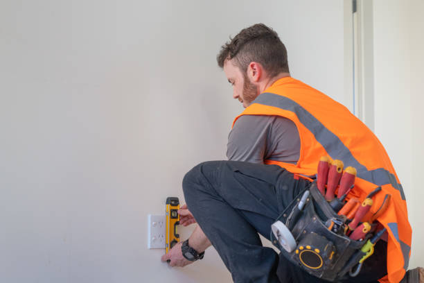 Best Affordable Emergency Electrician  in Saltville, VA